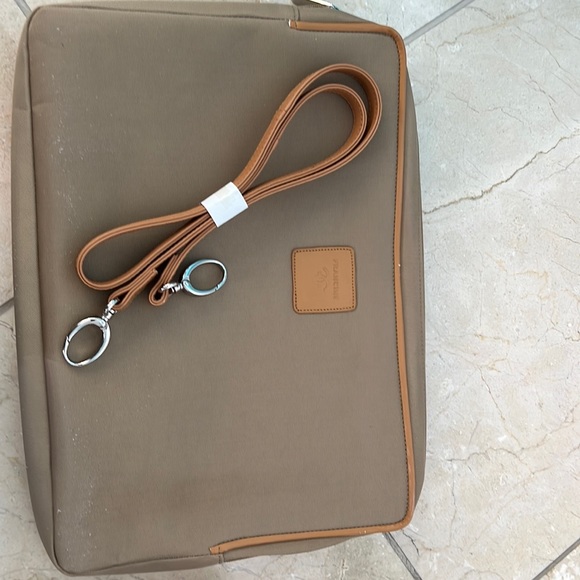 BN Leather briefcase - Picture 6 of 8